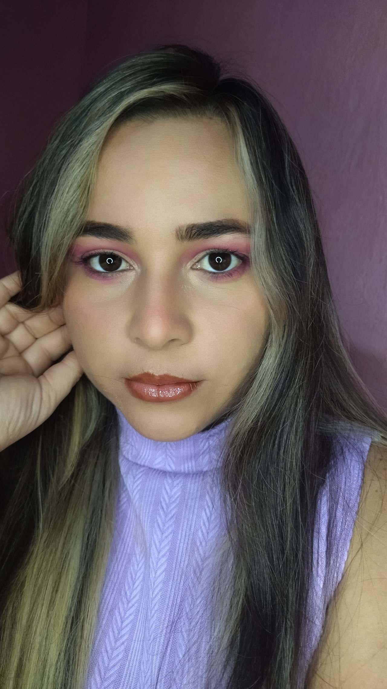 Makeup in purple tones (Eng/Esp)