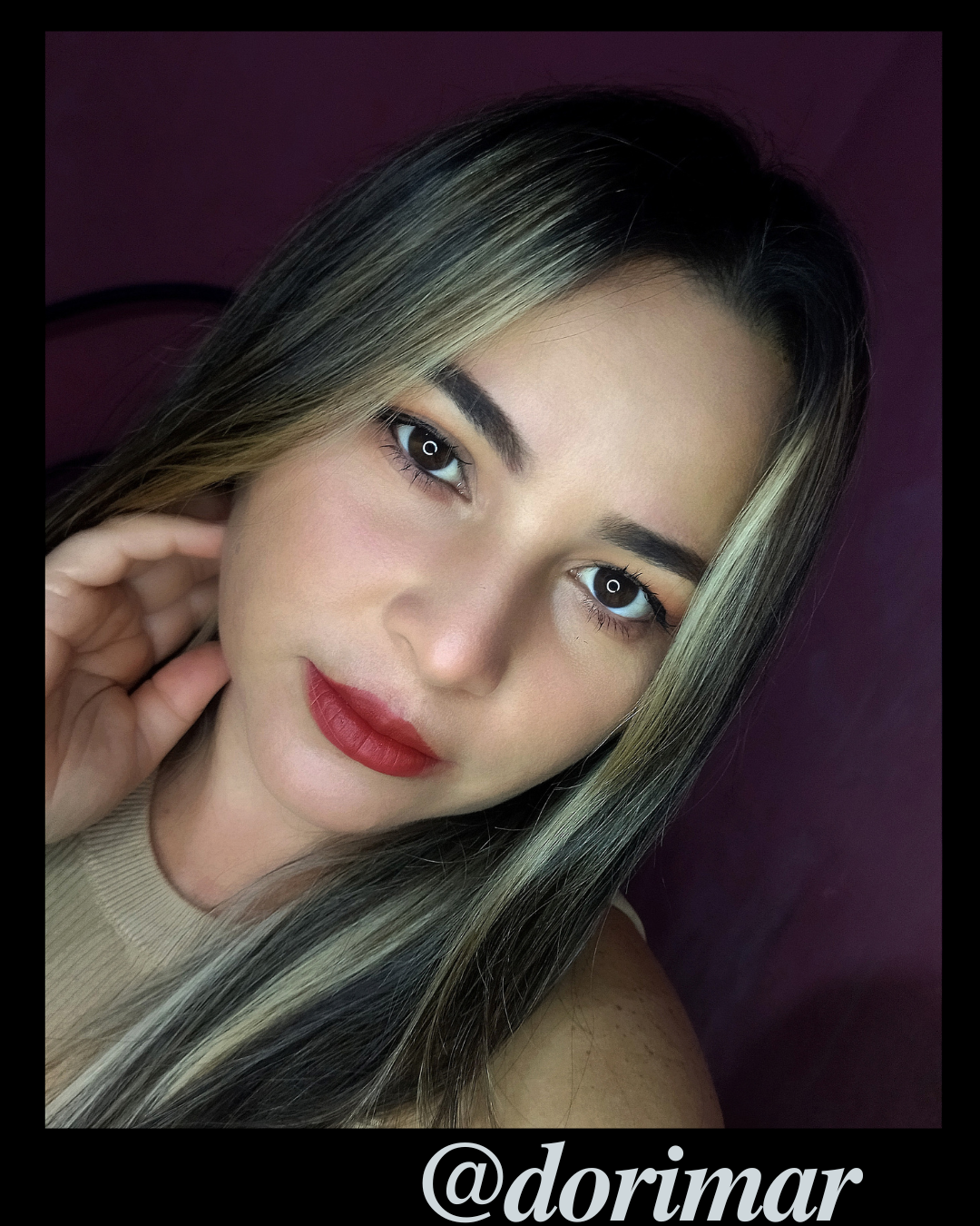 A natural and beautiful look (Eng/Esp)