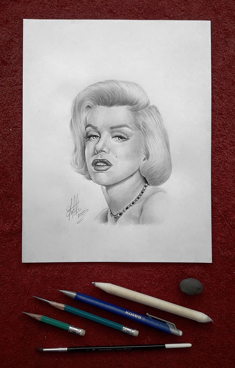 dibujos realistas de marilyn monroe