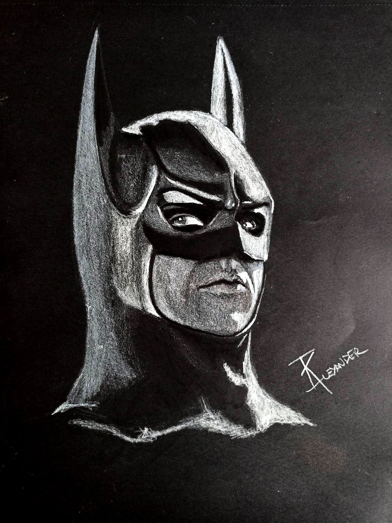 BATMAN RETURNS (MICHAEL KEATON) DRAWING ON BLACK PAPER [ENG-ESP] | PeakD