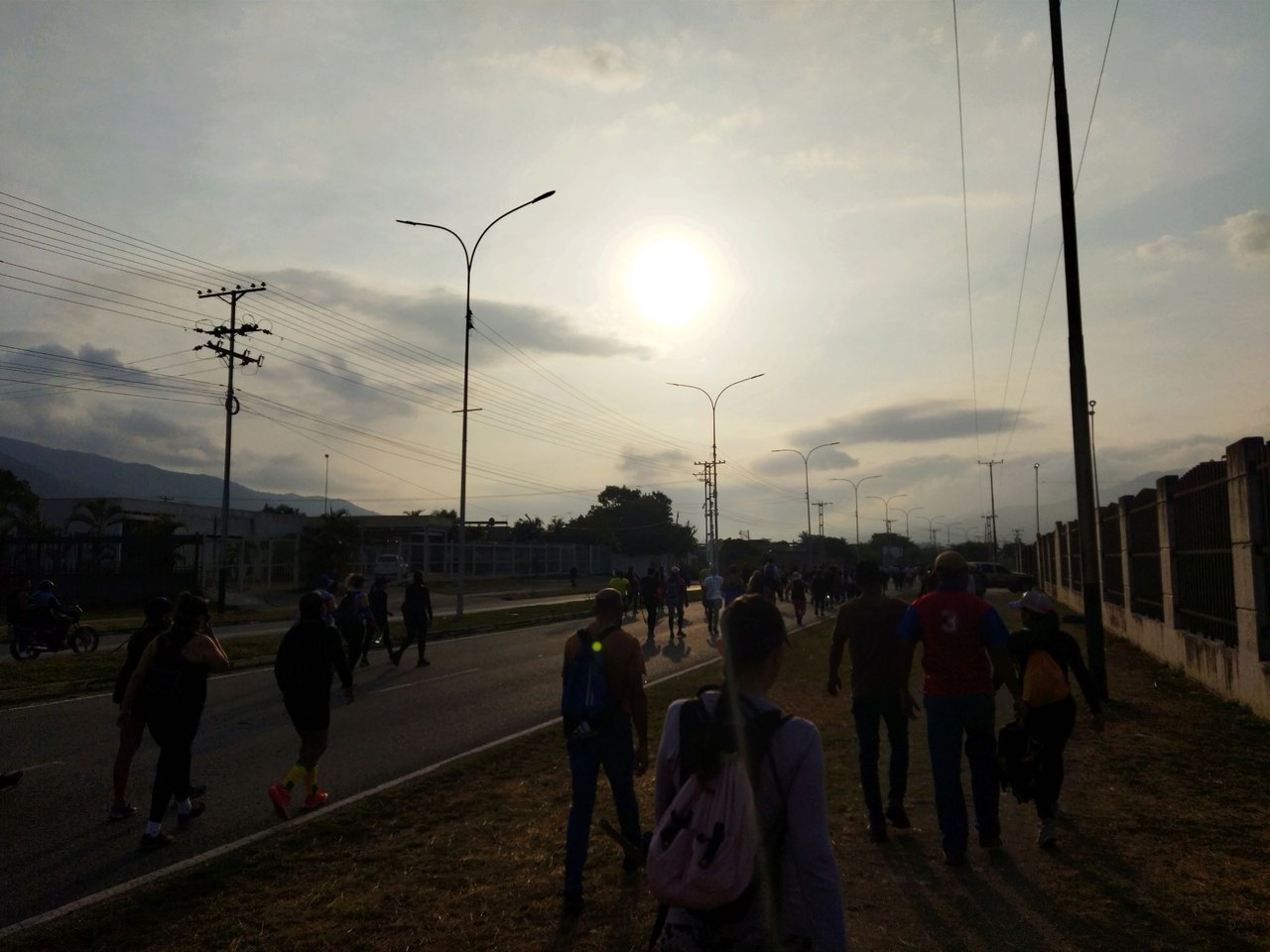 2do Encuentro de caminantes y senderistas de Aragua (Venezuela), 15 kms ⛰️🌳🏃🏻‍♀️ / 2nd Meeting of walkers and hikers of Aragua (Venezuela), 15 km ⛰️🌳🏃🏻‍♀️ 