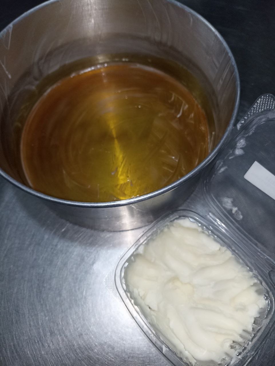 Torta all'ananas preparazione 