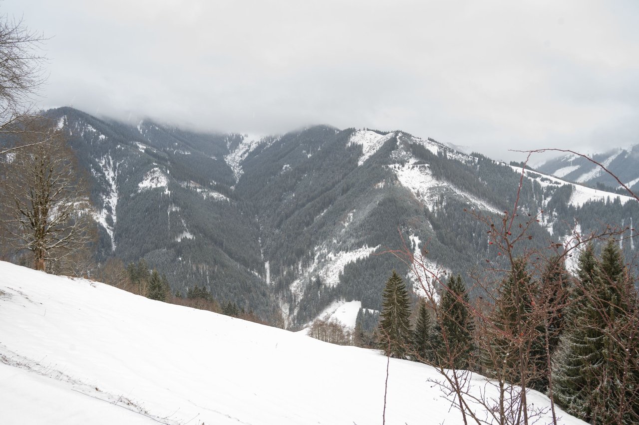 I Attempted to Winter Hike A Mountaintop In Austrian Alps - Bad Idea!