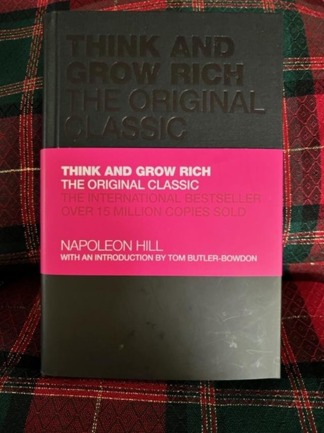 Achieve Success with the Power of Positive Thinking: Lessons from 'Think and Grow Rich