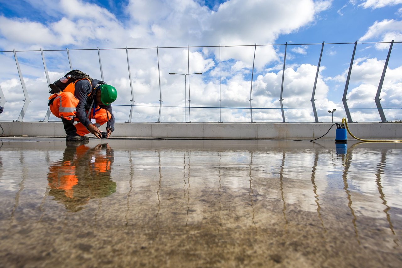 Puddle power at the construction site!