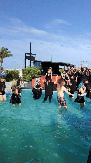 Dark Malta pool.gif