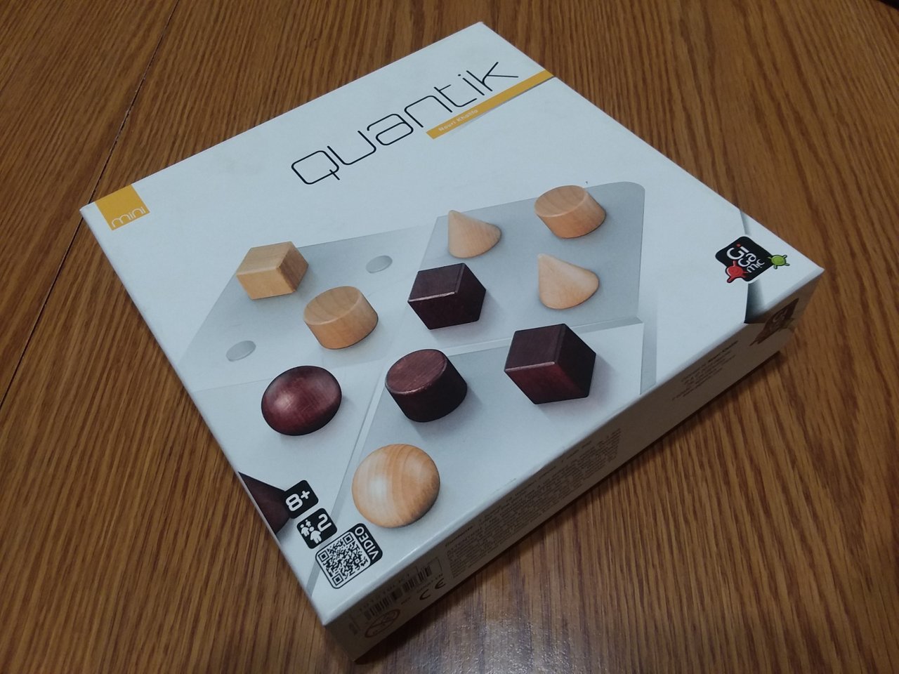 Quantik: A Tabletop Game Review