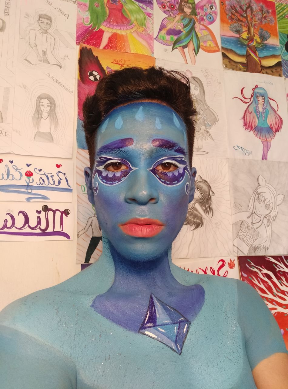 ESP/ENG]Body paint inspirado en una gema de cristal Diamante Azul S.U/Body  paint inspired by a crystal gem Blue Diamond S.U