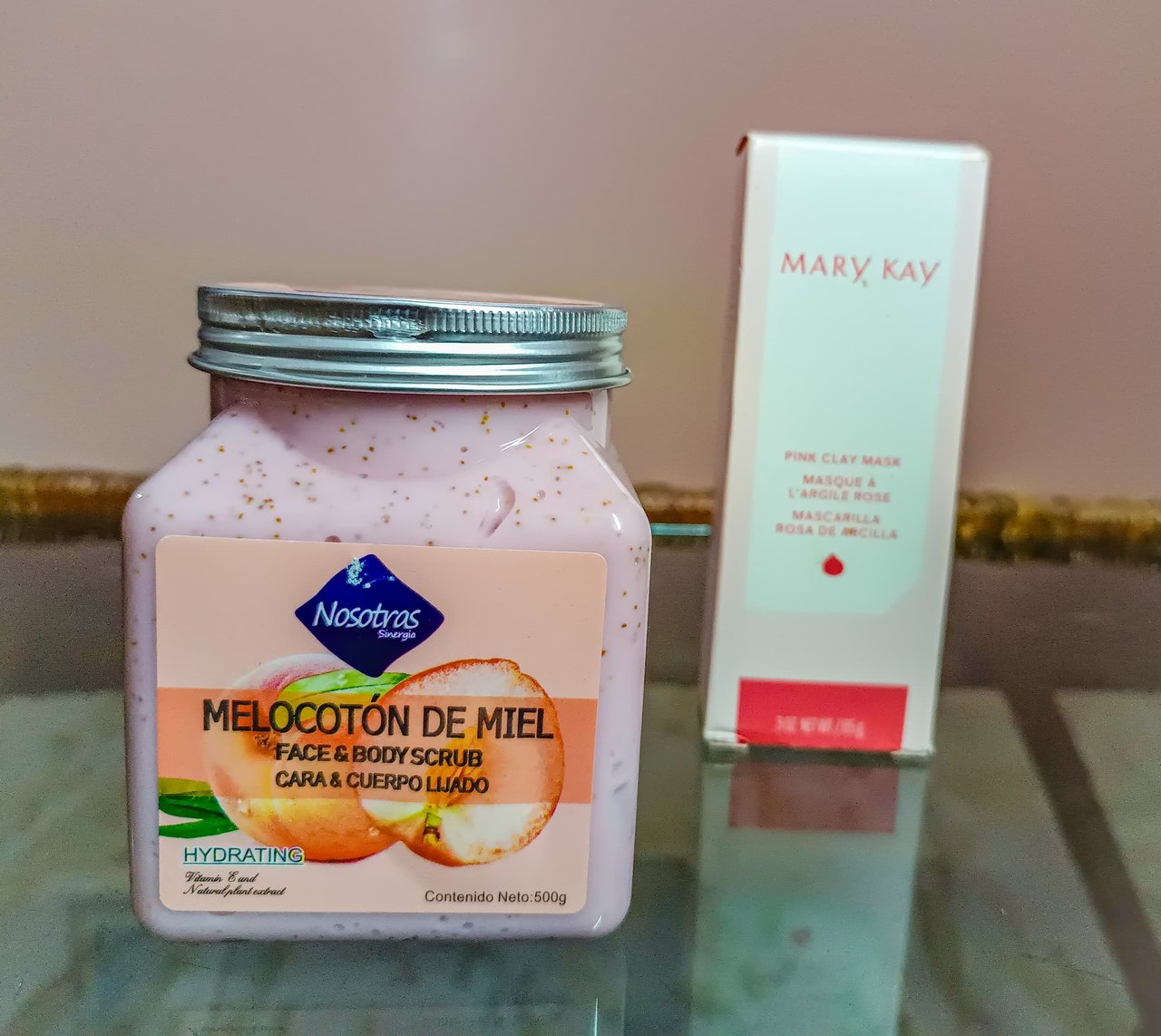 Skin Care. My Pink Routine (English/Spanish)