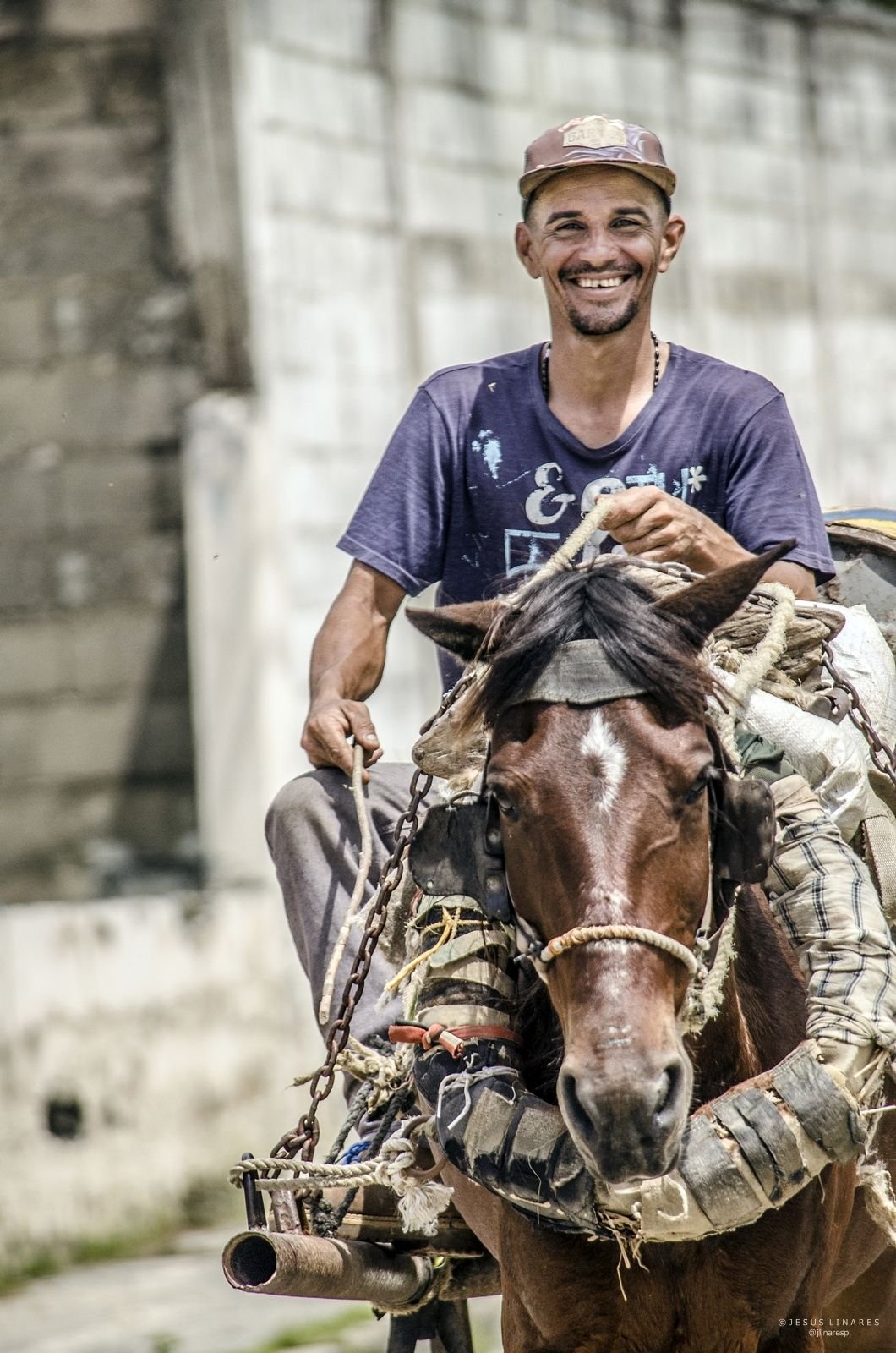 LIFE HAPPENING - Street photography from Montalbán, Carabobo, Venezuela || ENG-ESP || (09 Pics)