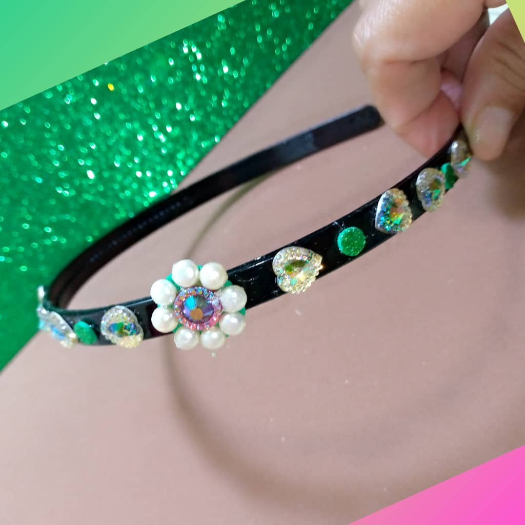 Esp/Eng)Tutorial : Cómo realizar un hermoso cintillo adornado con piedras  preciosas /Tutorial : How to make a beautiful headband adorned with  precious stones | PeakD