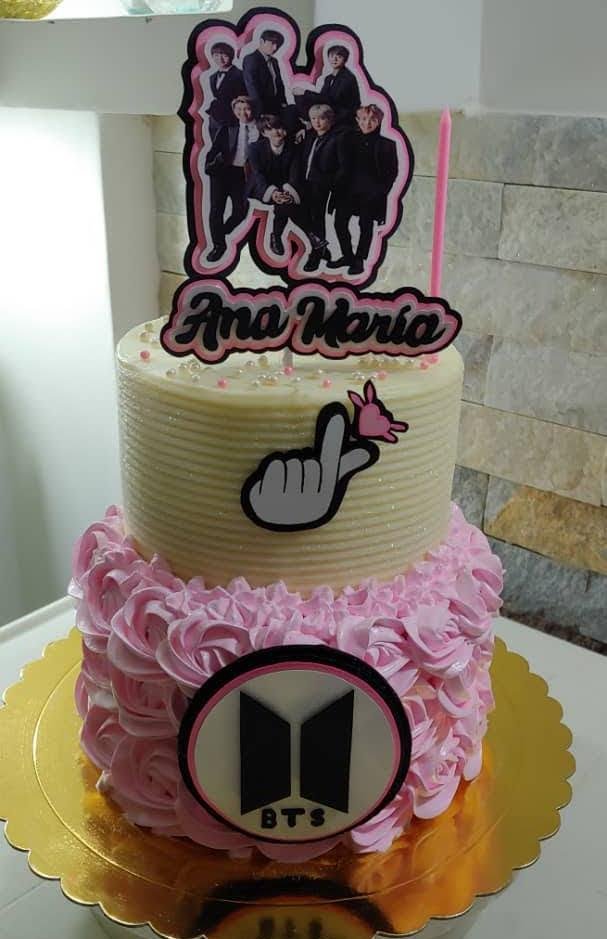 Esp-Eng] Los BTS del pastel de Ana // The BTS of Ana's cake. | PeakD