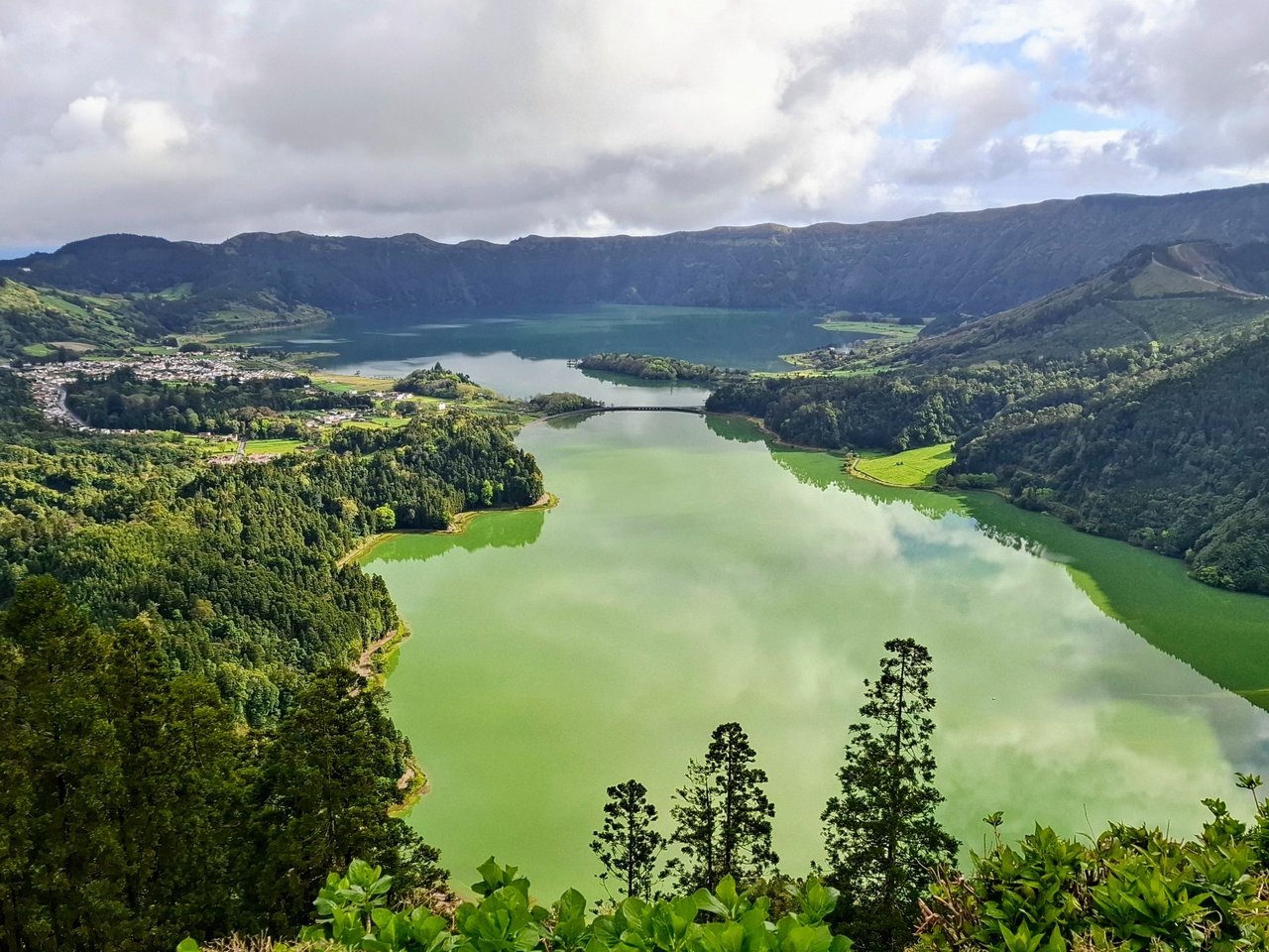 Sete Cidades Hike