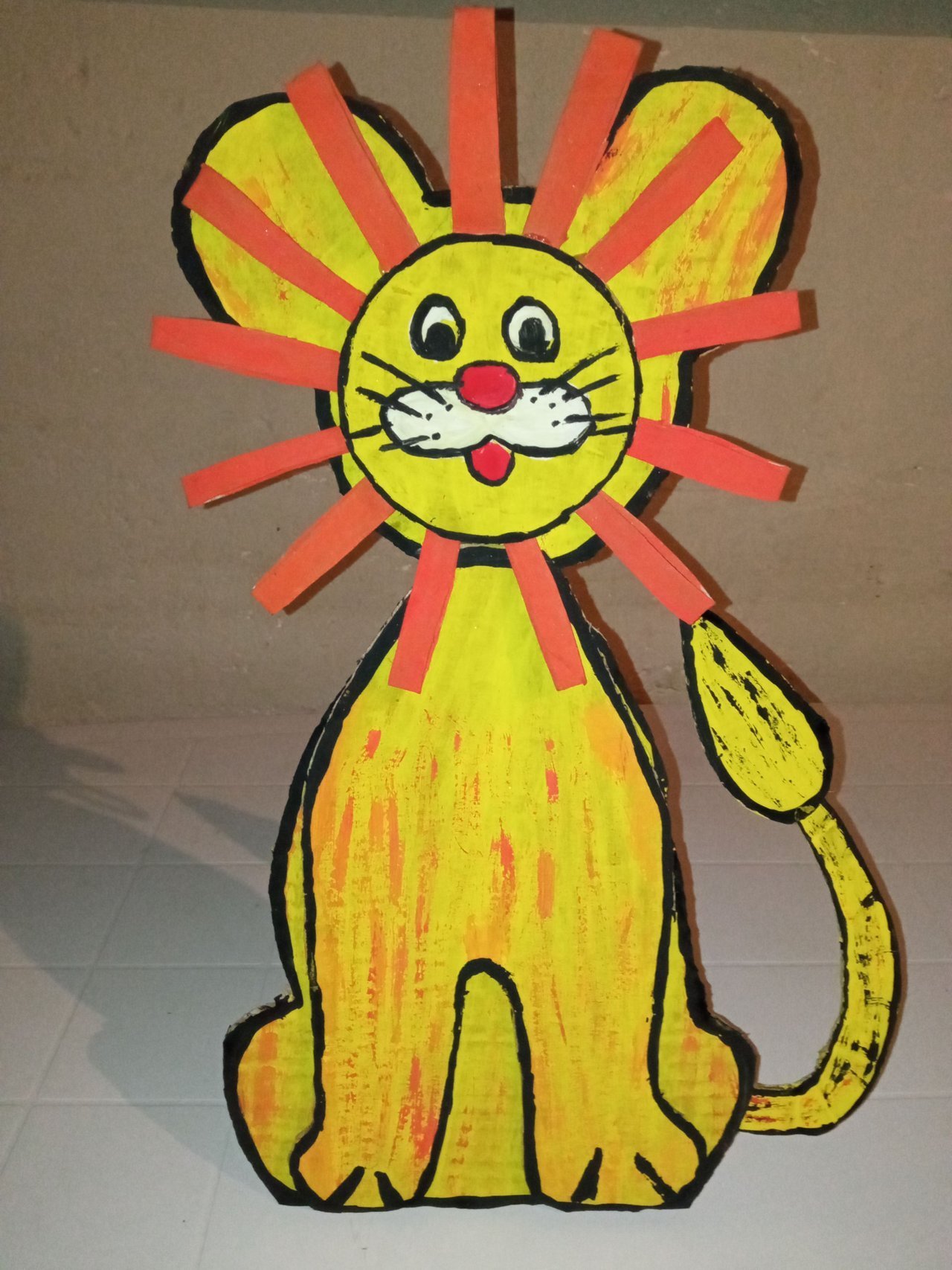 Manualidades para niños con material reciclado - The Indian Lion