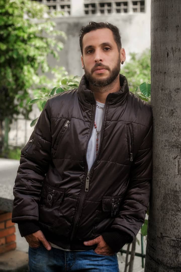 Edwards Tobia 24.jpeg