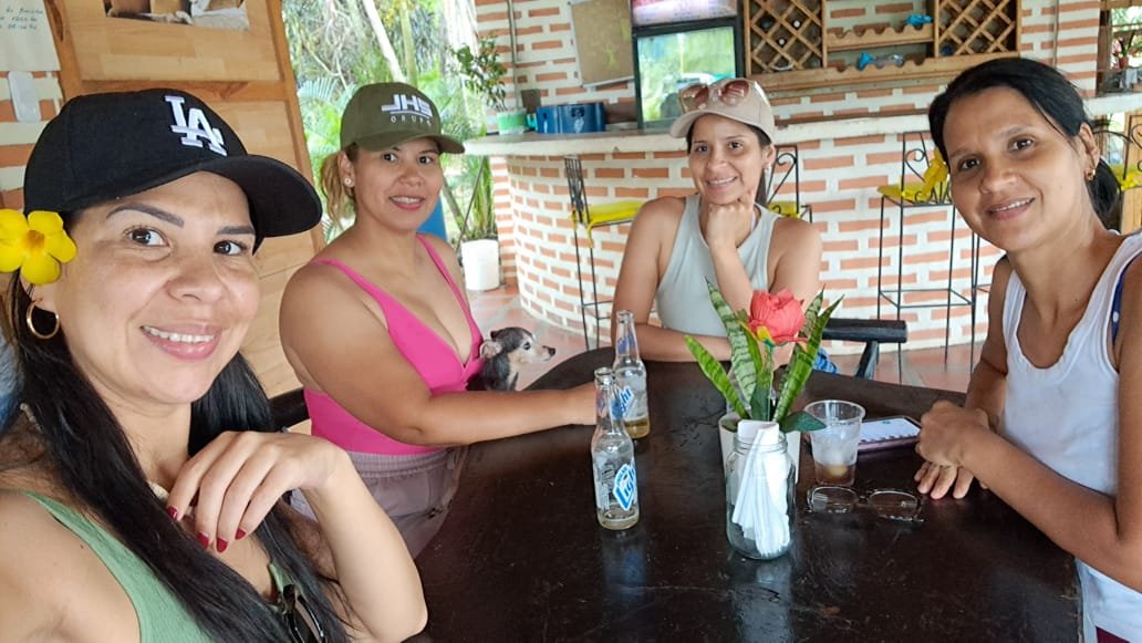[ESP/ENG] Enjoying the Creole cuisine of our Sucre state with my family.