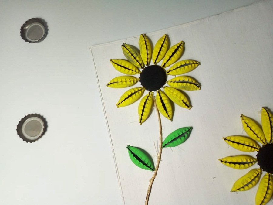 Lindo cuadro de girasoles hecho con chapas. RECICLAJE CREATIVO CHALLENGE  |Cute picture of sunflowers made with metal sheets [ESP | ENG] | PeakD