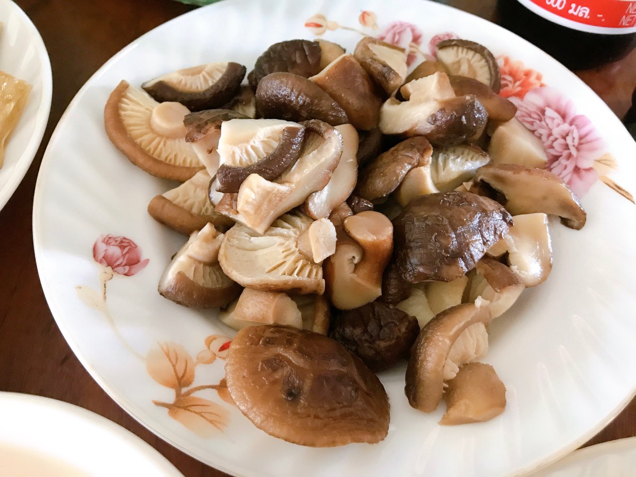 Chinese Chicken Vegetable Soup 🍲🥕🥬 - Chab Chai | PeakD