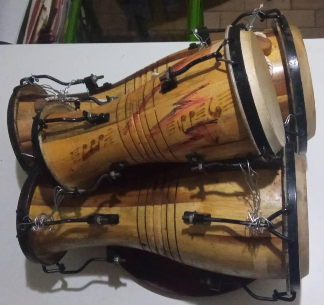 Ang bago kong Bata Drums / Tambores BataAng bago kong Bata Drums / Tambores Bata  