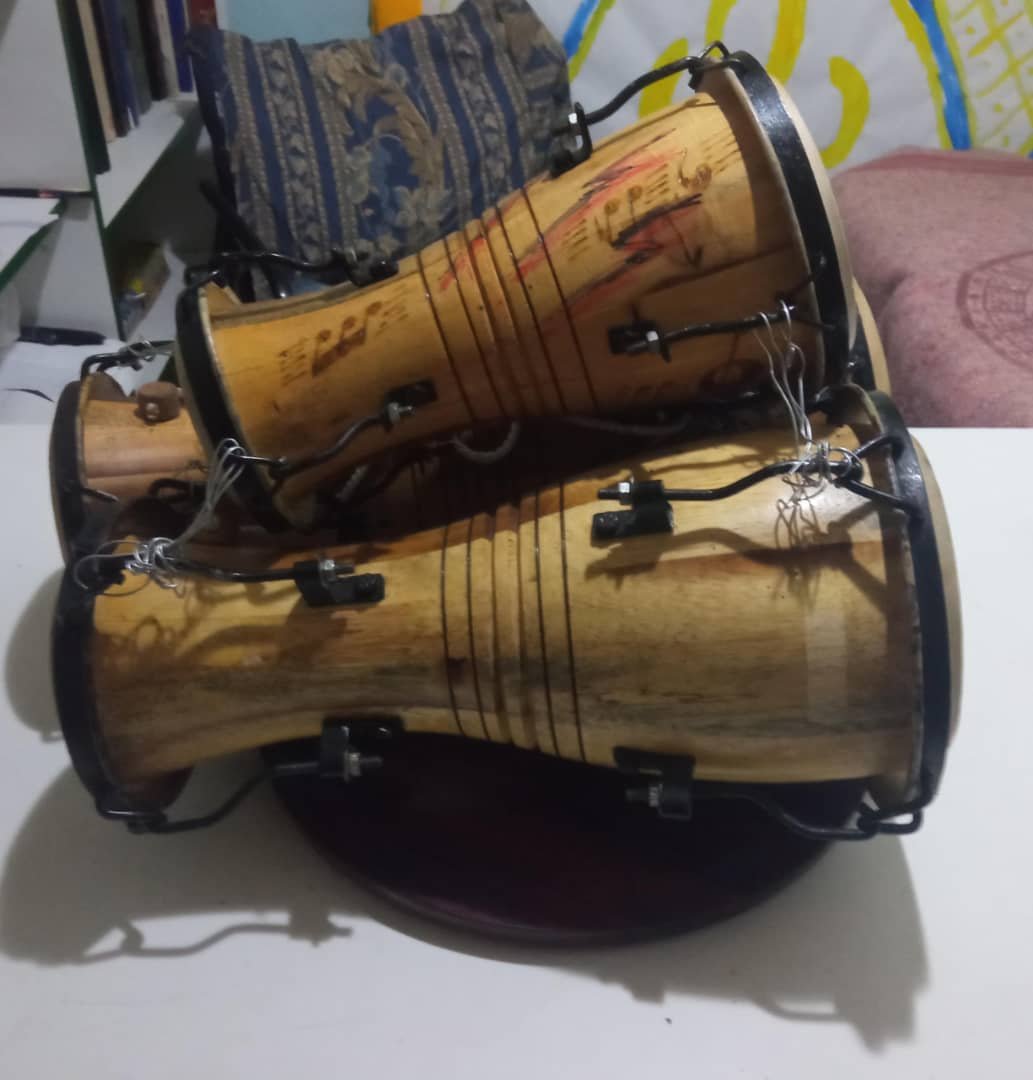 Ang bago kong Bata Drums / Tambores BataAng bago kong Bata Drums / Tambores Bata  