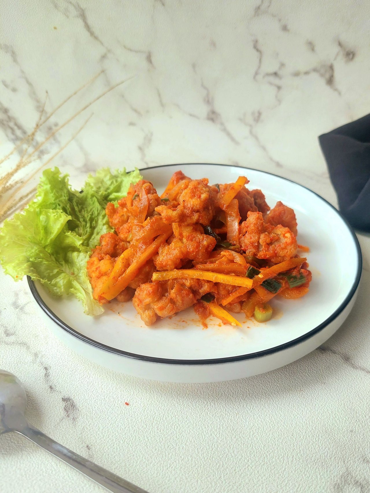 Flour Fried Chicken Topped with Red Sauce