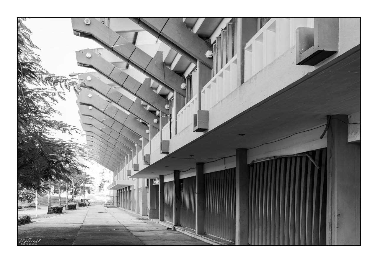 3. Left field area