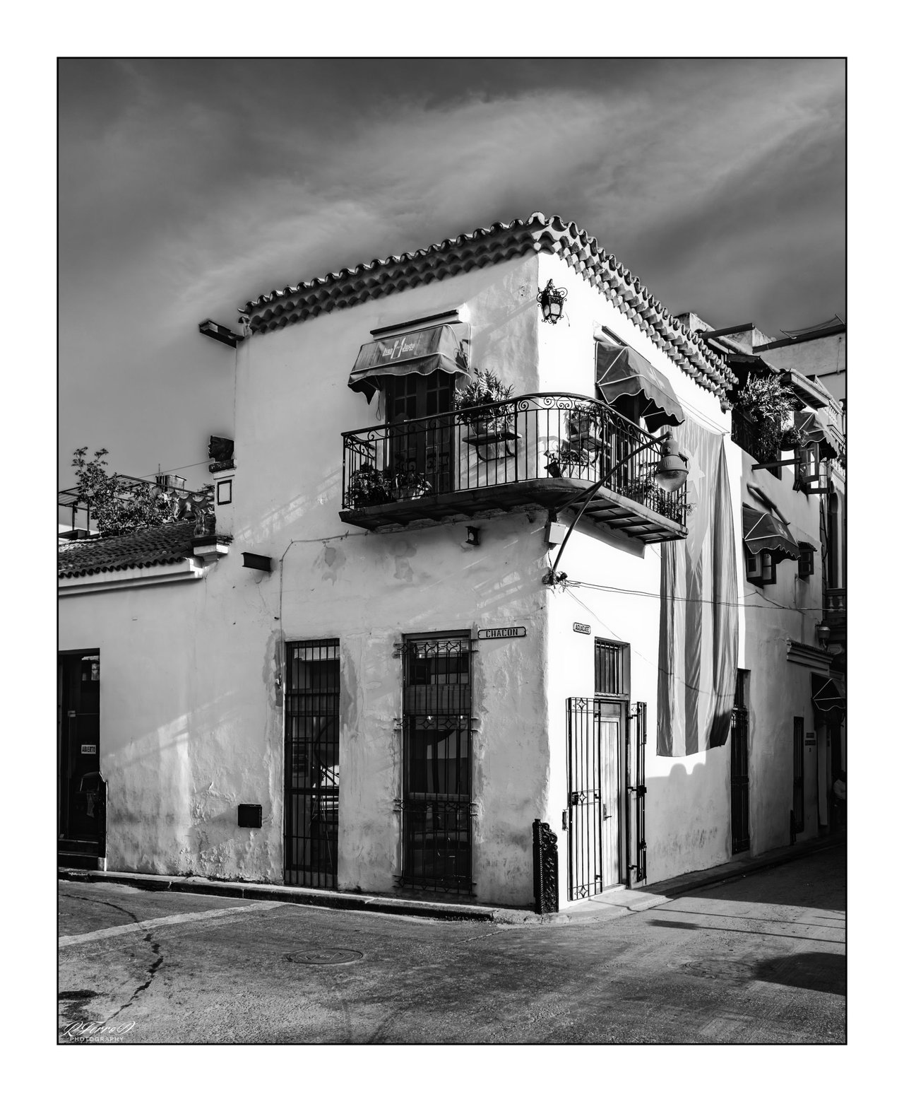 2. Colonial house