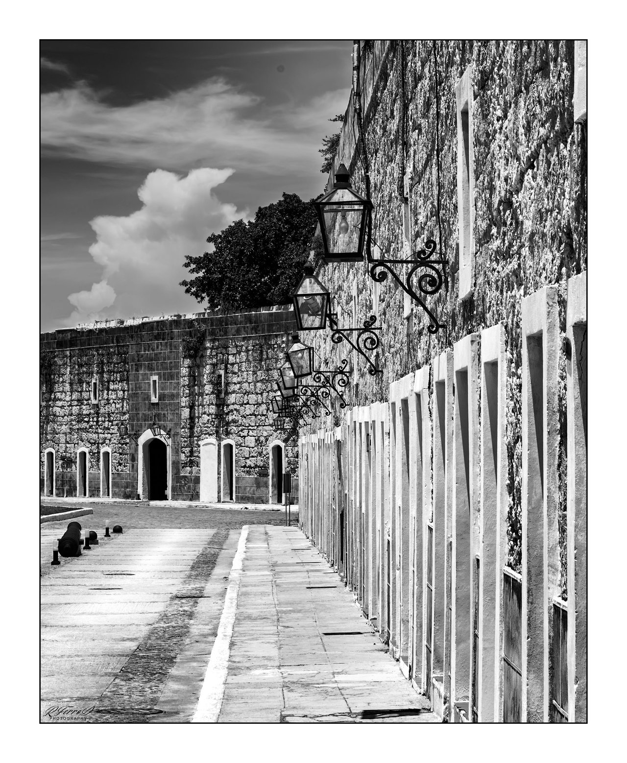 2. Interior de la Fortaleza de La Cabaña