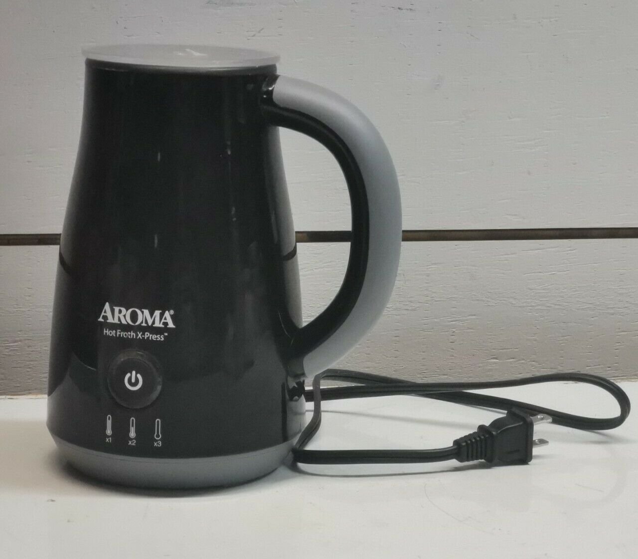 Aroma Hot Froth X-Press Milk Frother Heating System Model AFR-120B Open Box