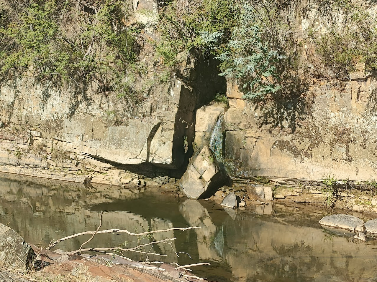 https://files.peakd.com/file/peakd-hive/riverflows/23vsUmKyopJ67H3jQxbY7VN86xe7xUxsq7TaZNf5Yr3gs7aKHZMdsqxWWLWt8SzC96Zu3.png