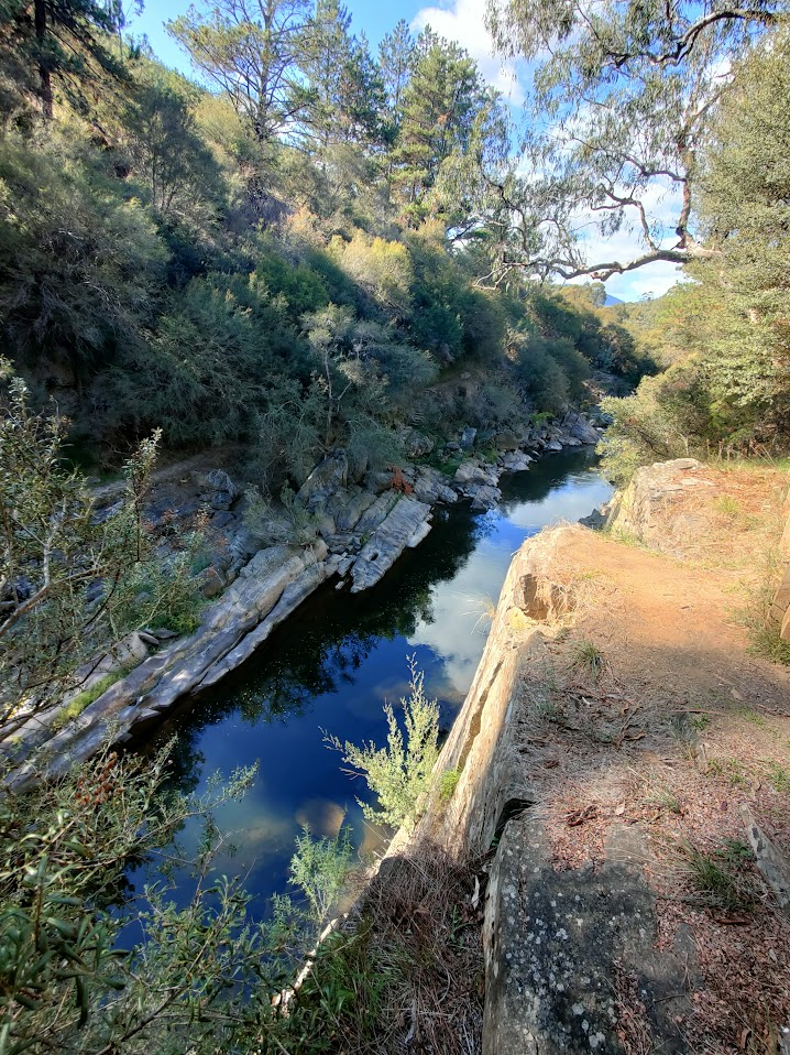 https://files.peakd.com/file/peakd-hive/riverflows/23x155UzLwbgUsHitCEVUNCRJrTVjCu7GZvueWbaqPiC5zERTdCBZEatUWwaGgmyjEp88.png