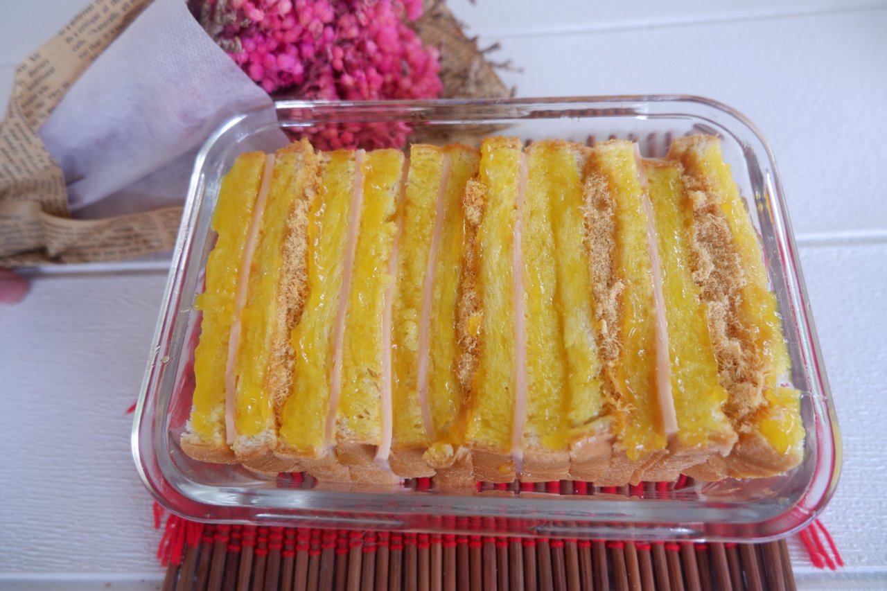 Sandwich Boran - Ham and Pork Floss with Thai Style Spread Sandwich 🇹🇭 | PeakD