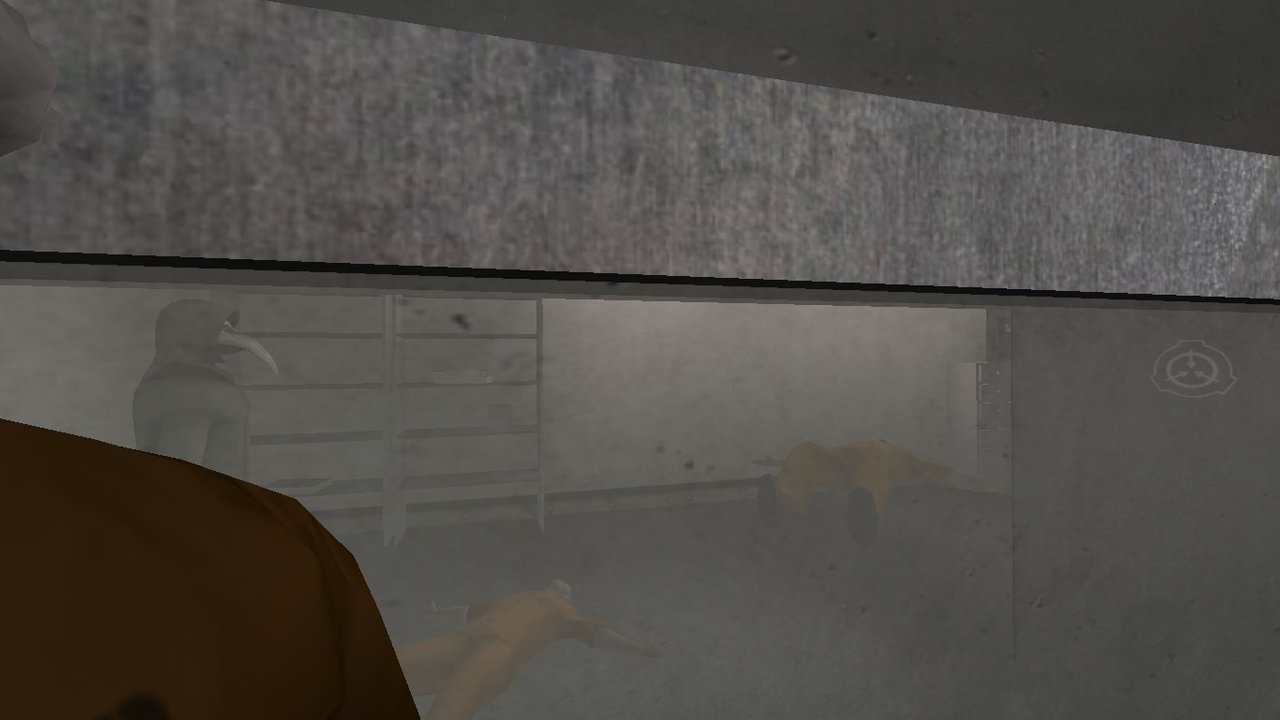 Playing SCP: Containment Breach Multiplayer, Shit, I'm lost on this game