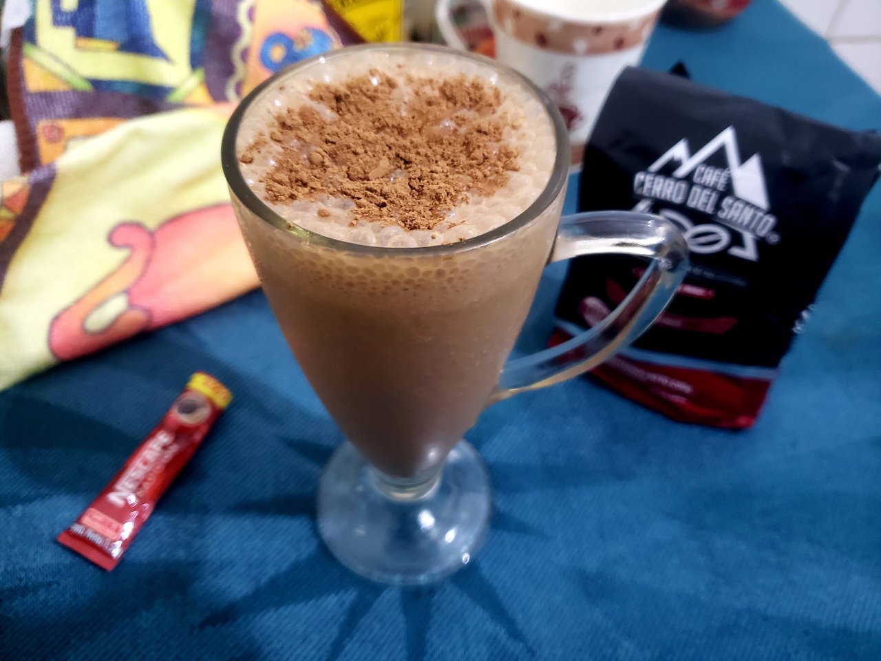 Nutritious iced coffee with a cocoa touch