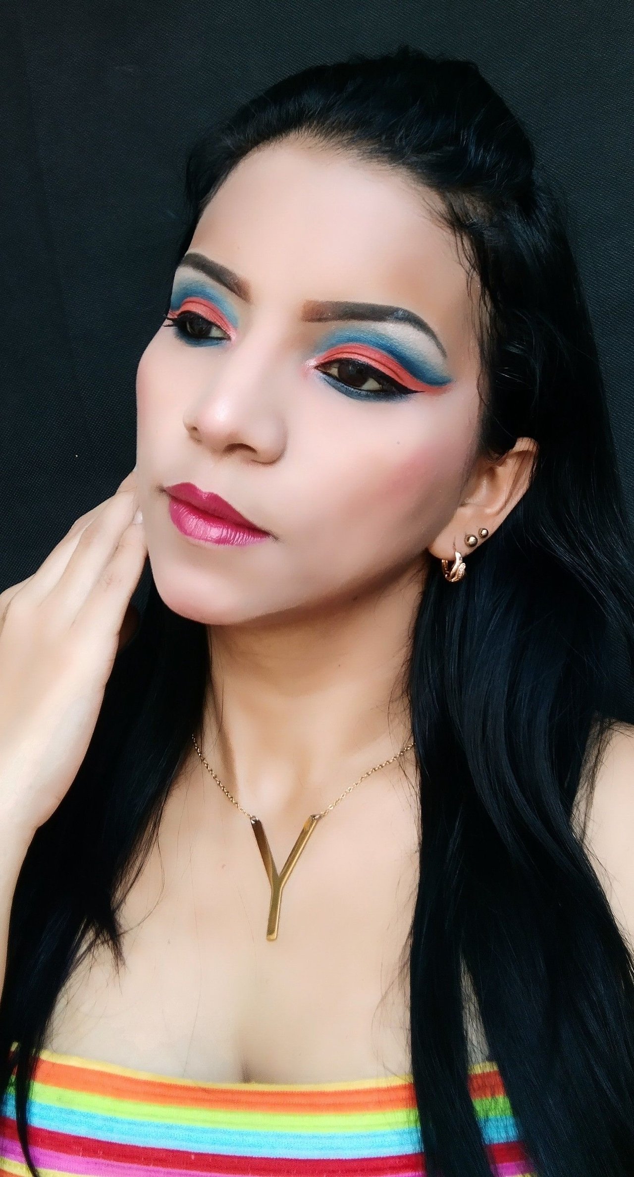 Two-tone blue and orange makeup, basin cut. -Step by Step??||Maquillaje  bicolor azul y naranja, corte cuenca. -Paso a paso??[Eng-Esp] | PeakD