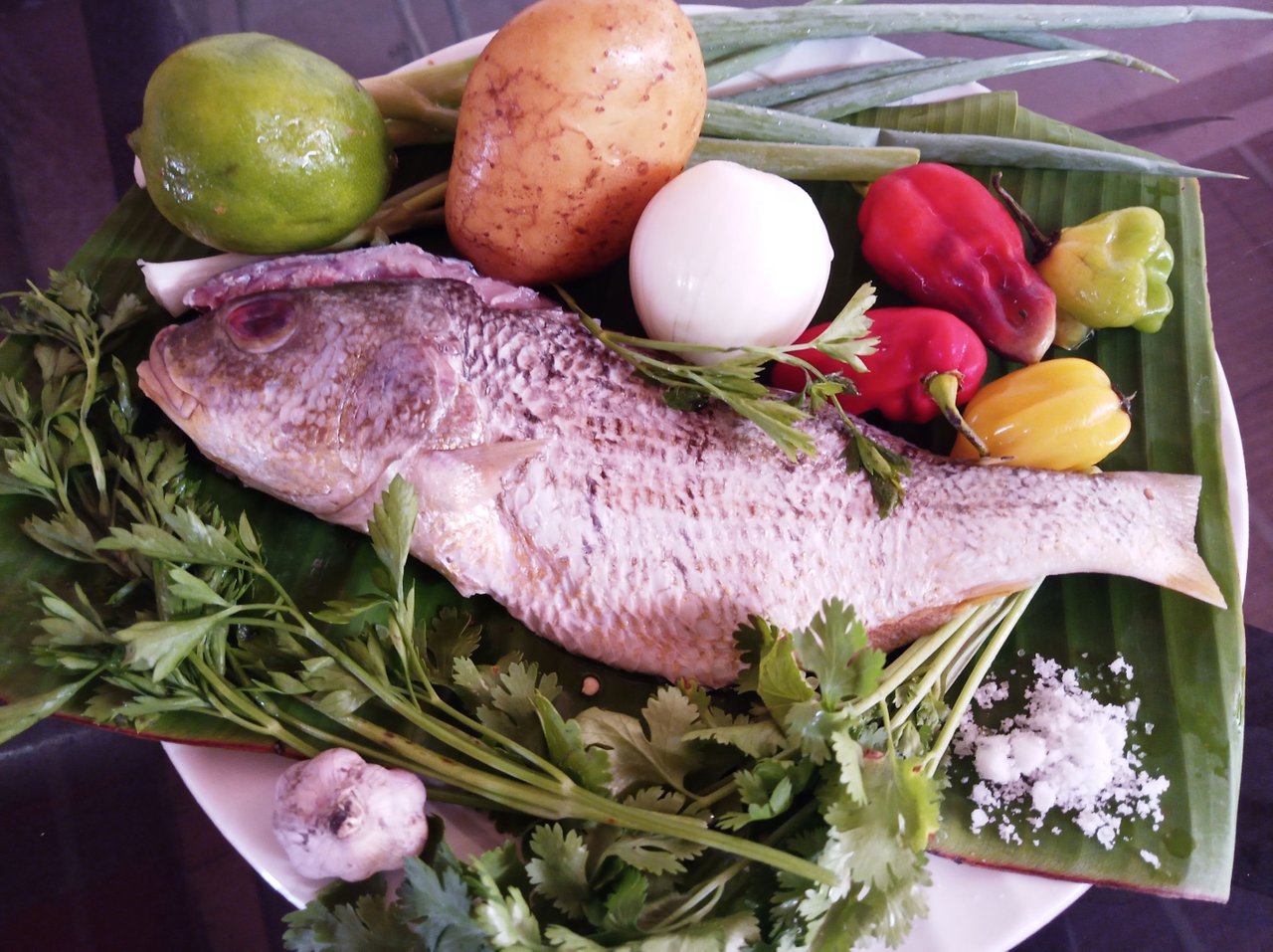 ESP-ENG] 🍴🐟 ¡Pescado Relleno al Horno! / Baked Stuffed Fish