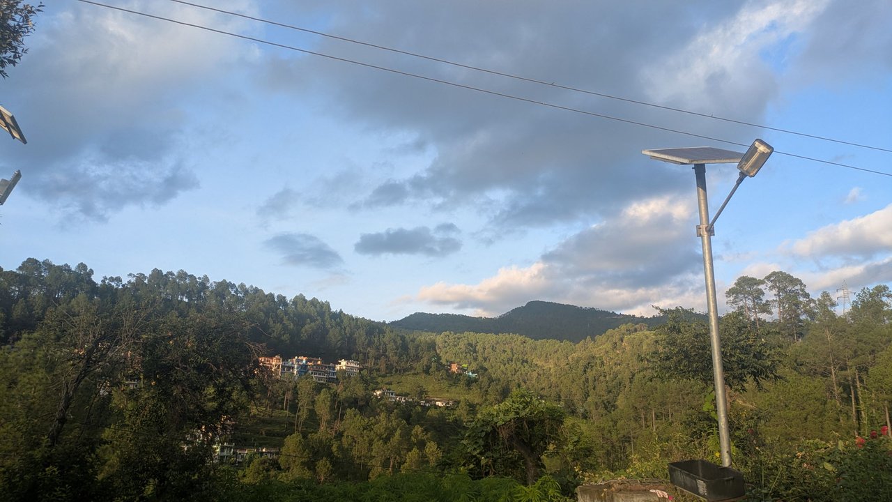 https://files.peakd.com/file/peakd-hive/yogeshbhatt/2458J8bMWkpqeWRGrtGg3QyPoWF8q3G4qsW4bMBRTwPpT9MdFUe5TKoaEdyx1CFJDxakD.jpg