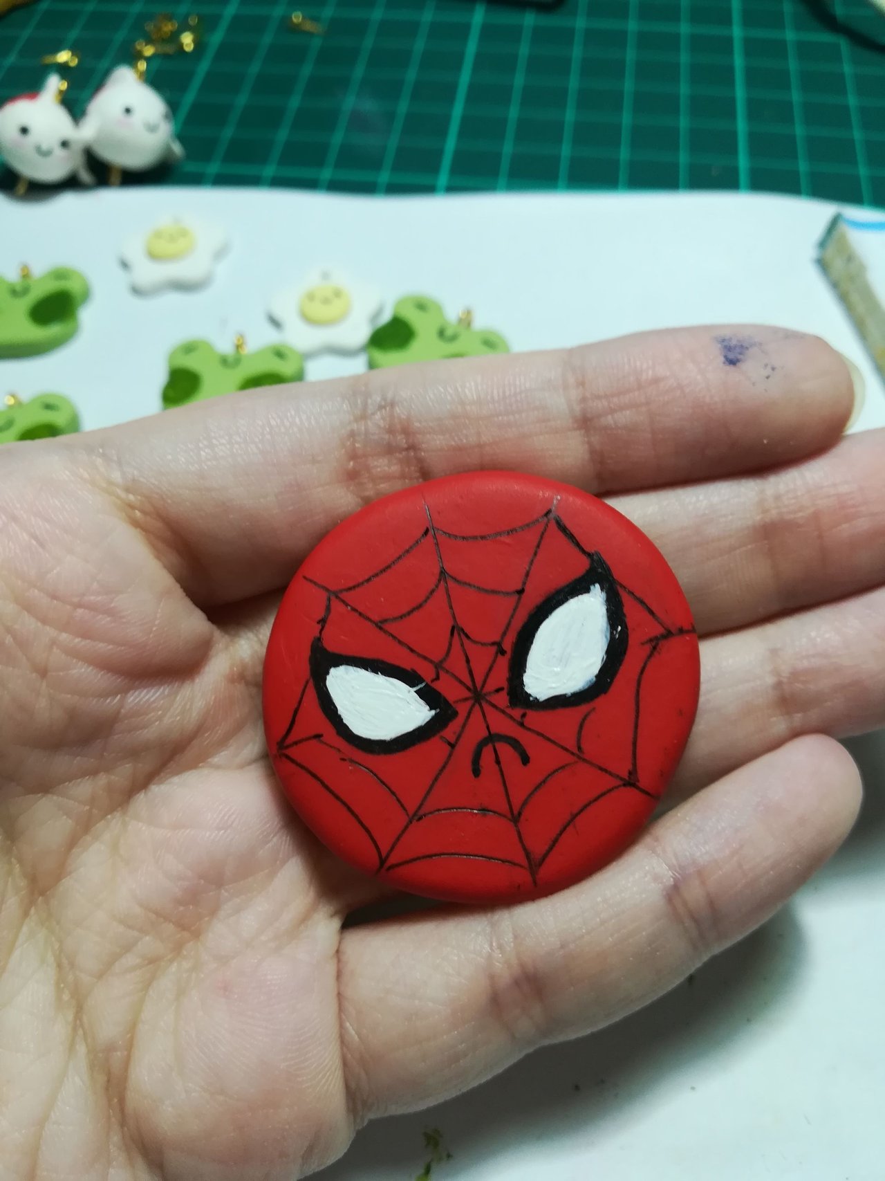 Spiderman Zipper Pull in Polymer Clay. Superhero Zip Pull in Polymer Clay.  