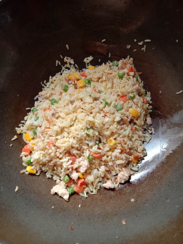https://i.postimg.cc/mgwDBnsB/fried-rice.jpg