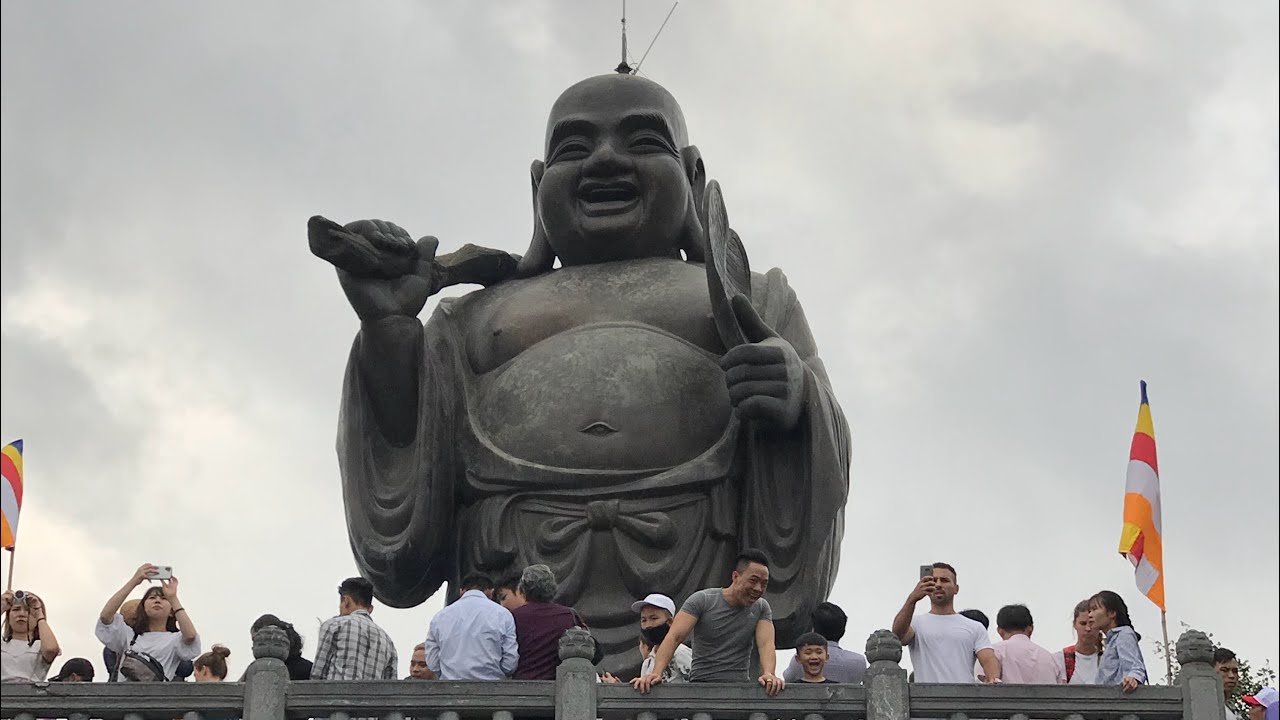 the tallest Maitreya Buddha statue in Southest Asia 