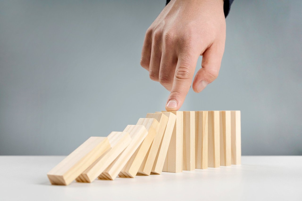 https://images.ecency.com/DQmNa4DRq9CpuJkXyVenaLs969EWz15S3QqRxe3MqBjMofG/low_angle_wooden_blocks_23_2148543219.jpg