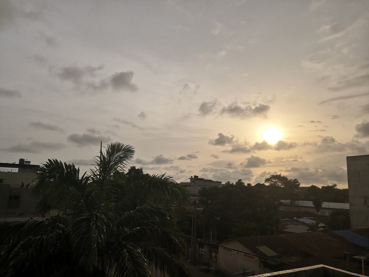 https://images.ecency.com/DQmNbbfaVpLRPhPhZ2dnLMboj5Tos4aHHsok6211HgWDwYD/img_20250414_181301.jpg