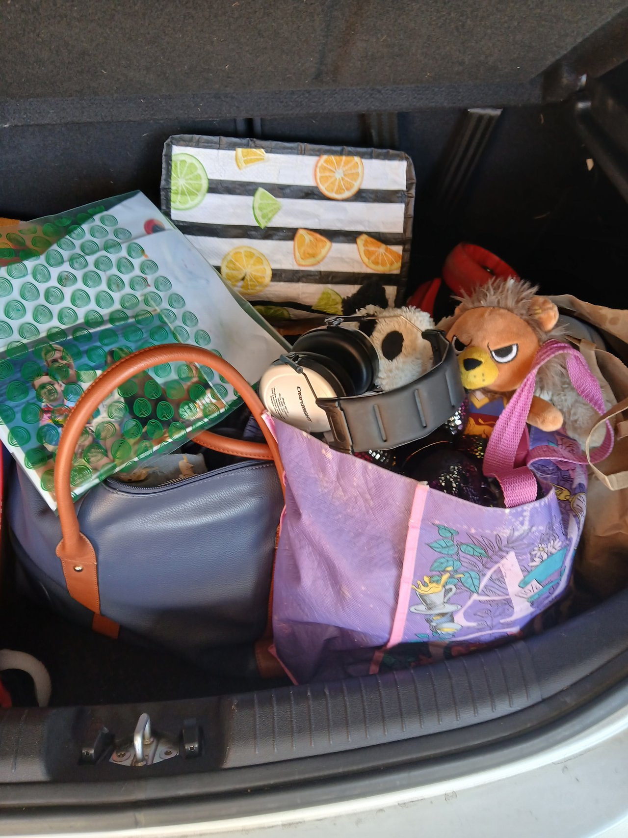 https://images.ecency.com/DQmPMcYRj4JuwDPCENmr2Csifi9UAxFrUBFpUFZhqpdvry4/2025_sept_2_car_boot.jpg