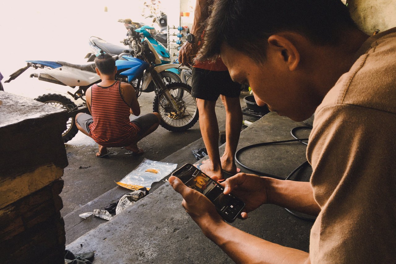 https://images.ecency.com/DQmQPt7BbMC88k59CLba3EBYE3QYJWCPs7iffbKnmDpPWHG/motor_repair.jpeg