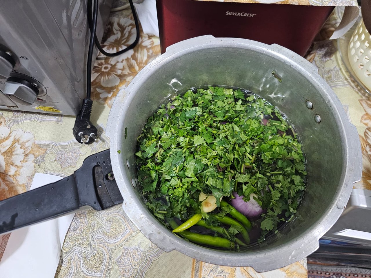 https://images.ecency.com/DQmQaqXZeY8MoWu6VxgNuD8JrdJbpcDz1js4PoKL87w7ze9/1730782498367.jpg