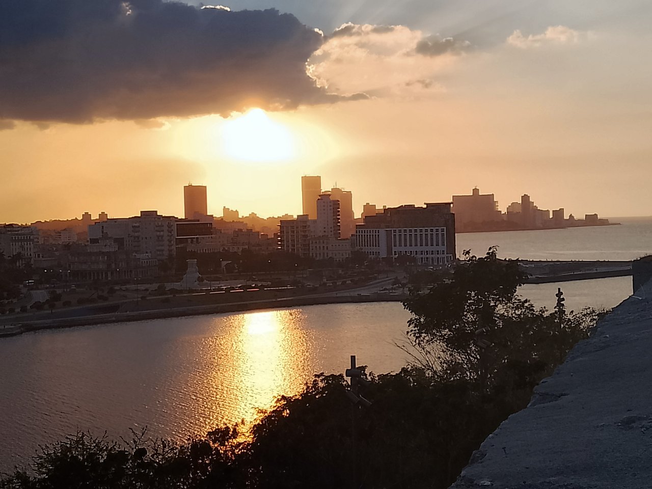 https://images.ecency.com/DQmSmPCpChyTT8TPnztbZDQbP97UBaXbQqdC4MYfLMRkfMP/1740688108810.jpg