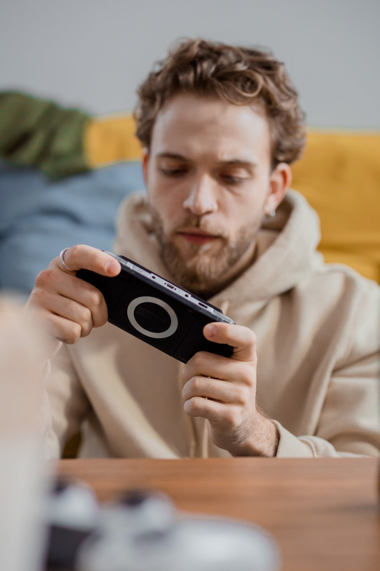 https://images.ecency.com/DQmTWSwyt8ScTyaLUdTAzrkzz5W2R9j4ZVTZpqqocUqHTa7/pexels_ron_lach_7855655.jpg