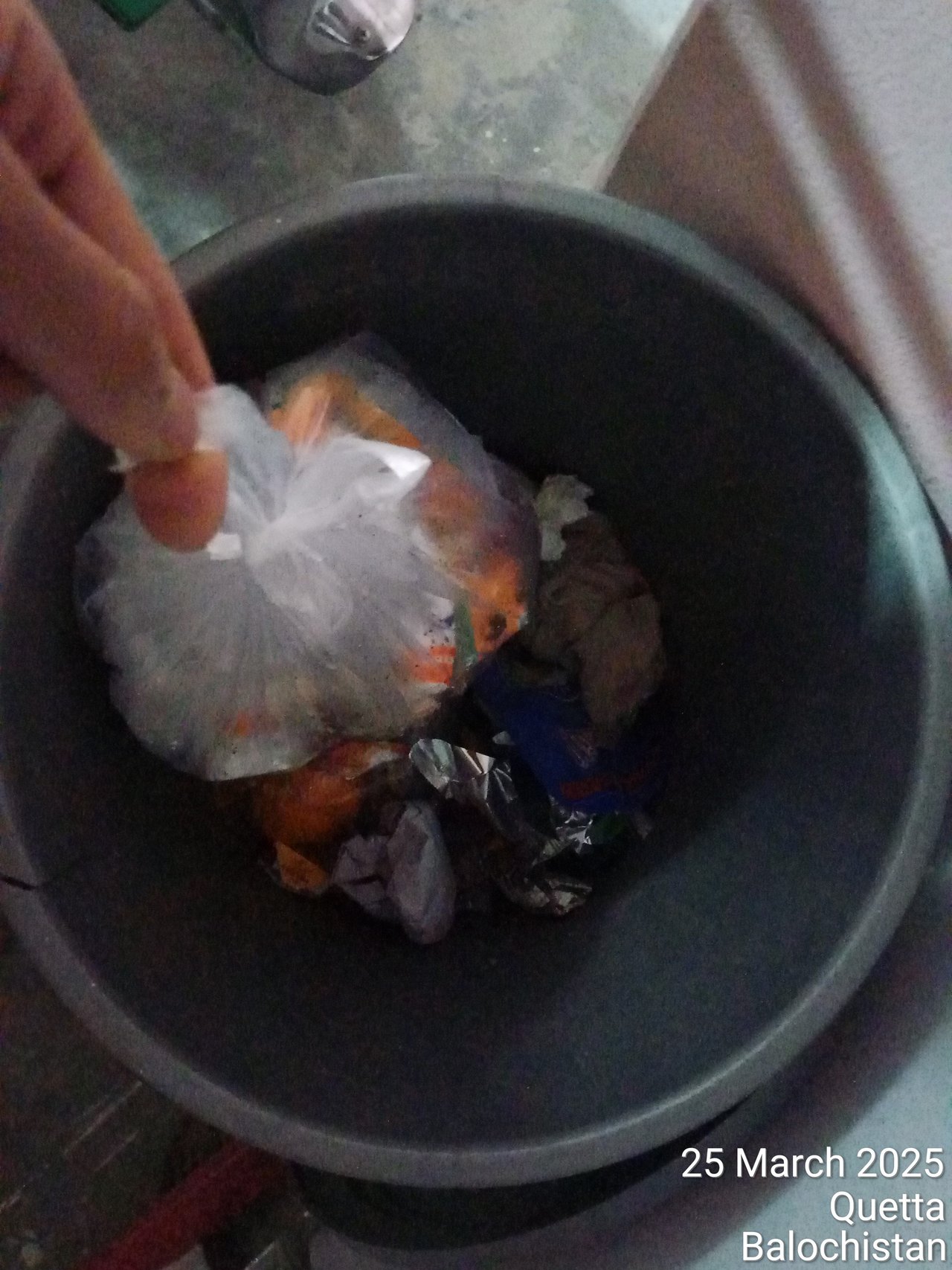 https://images.ecency.com/DQmTrVXLh6nC3XCGFNGtPLQ3aiJJ2G3uBtzwVf3jbwiGYuT/1742924484365.jpg