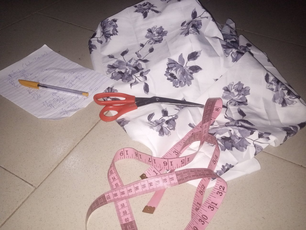 Bubu trouser and shirt for a baby girl.
