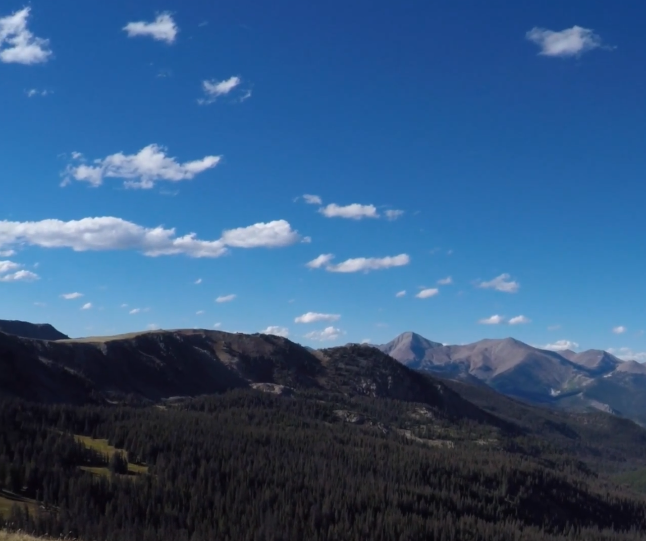 https://images.ecency.com/DQmUvbcwezpGomLrWu3x75wYbgFXoieBgC8eNHgh5Nh5Sx4/mountaintrip3.png